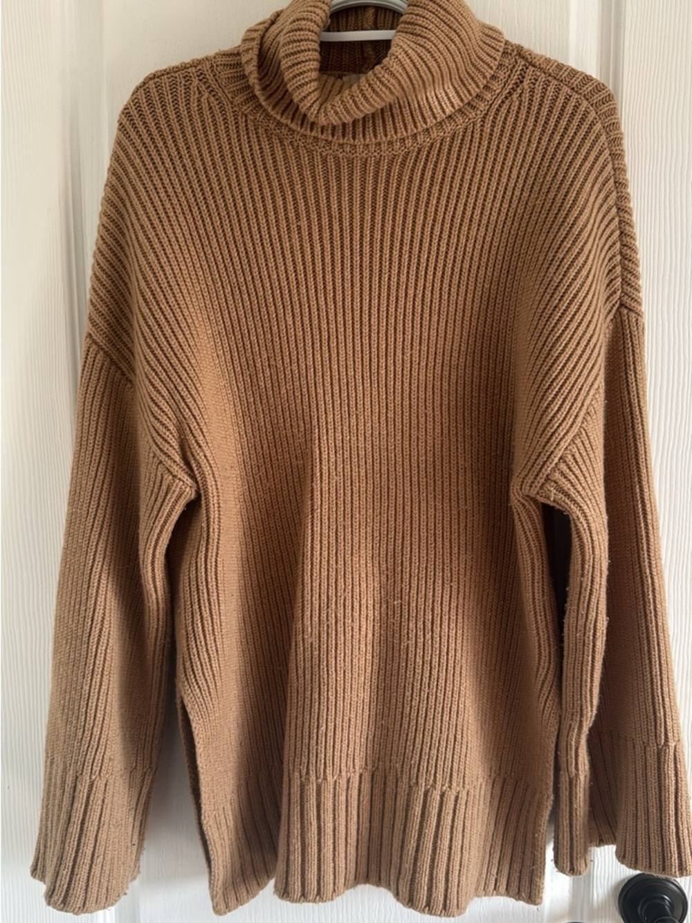 Cozy Ribbed Turtleneck Sweater — Camel Brown